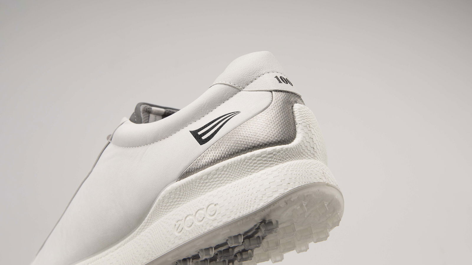 ECCO celebrates Ernie Els' 100th major with golf shoe